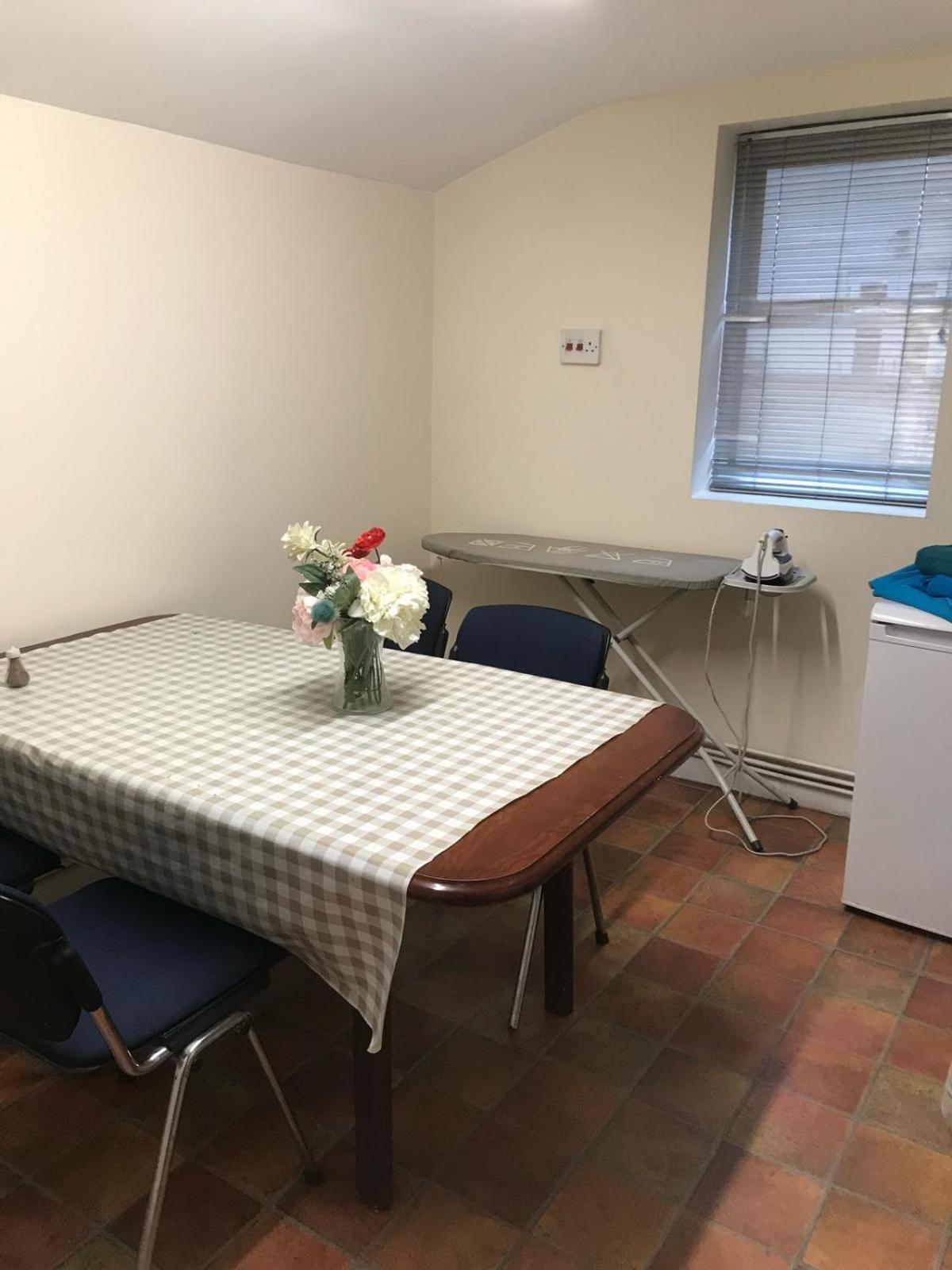 881-2ndfloor-fokr Privatunterkunft