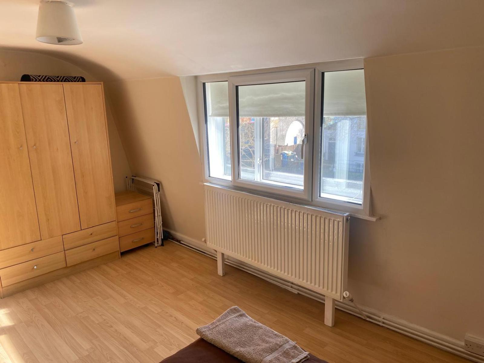 881-2ndfloor-fokr